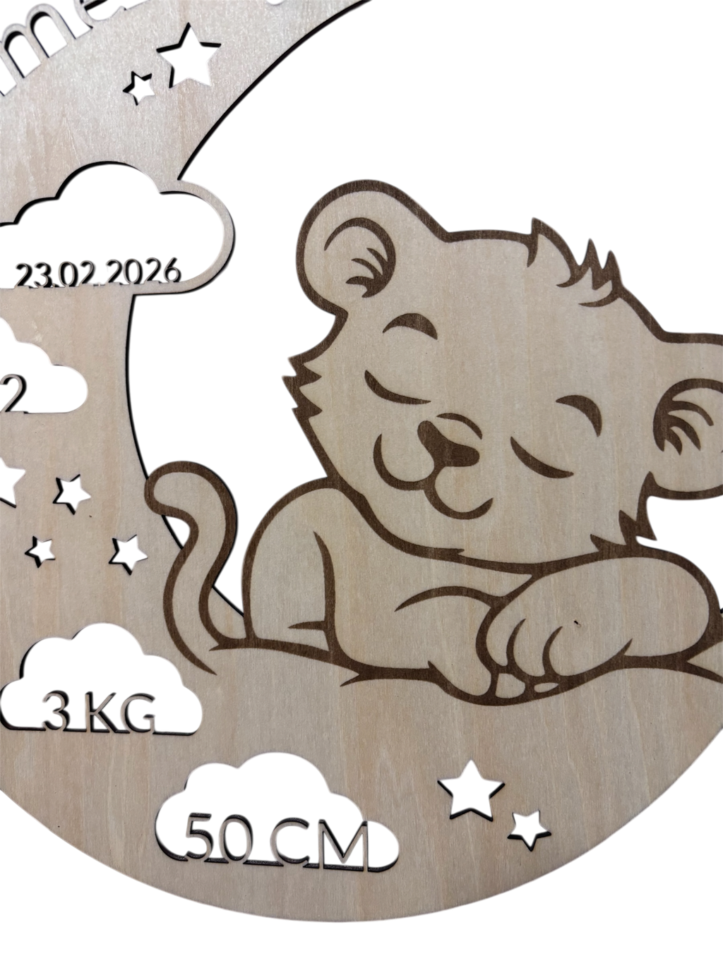 Plaque de naissance personnalisée en bois – Lune & Lionceau
